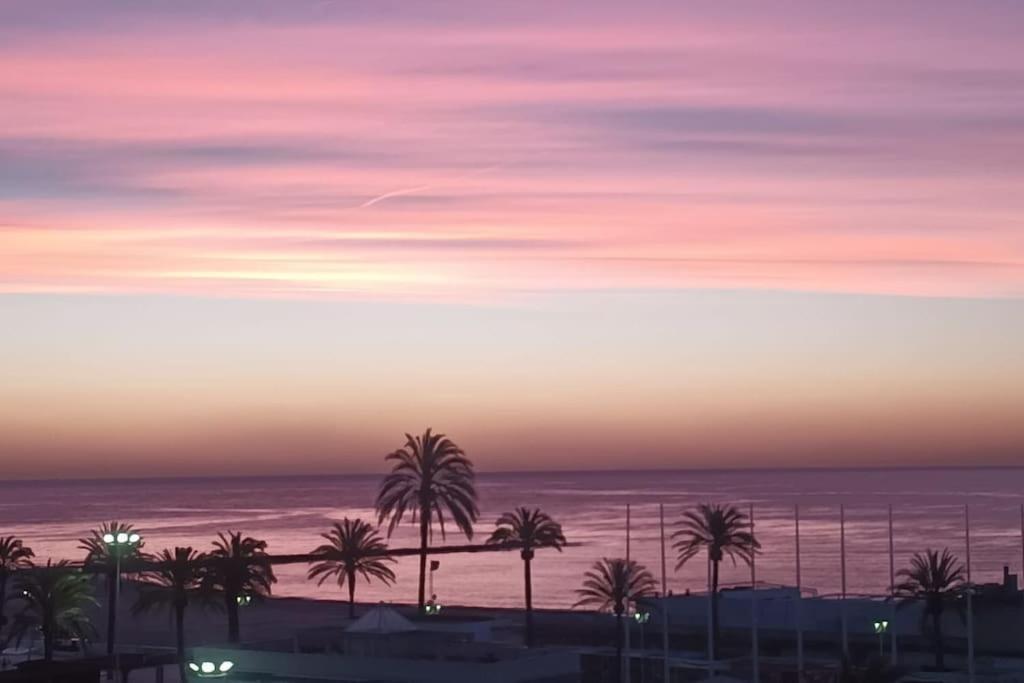Precioso Apartamento Con Vistas Al Mar. Piscina. Βαλένθια Εξωτερικό φωτογραφία