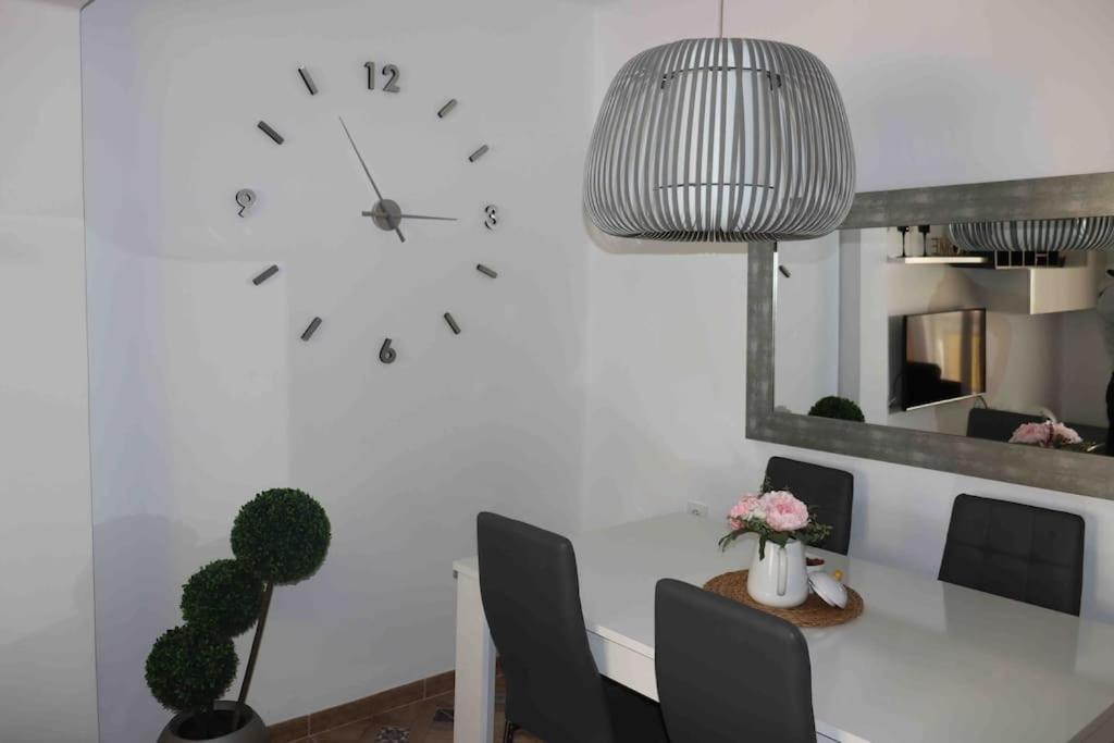 Precioso Apartamento Con Vistas Al Mar. Piscina. Βαλένθια Εξωτερικό φωτογραφία